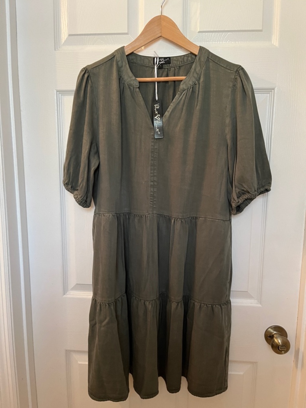 NEW Velvet Heart Olive Tiered Midi Dress with Puff Sleeves
